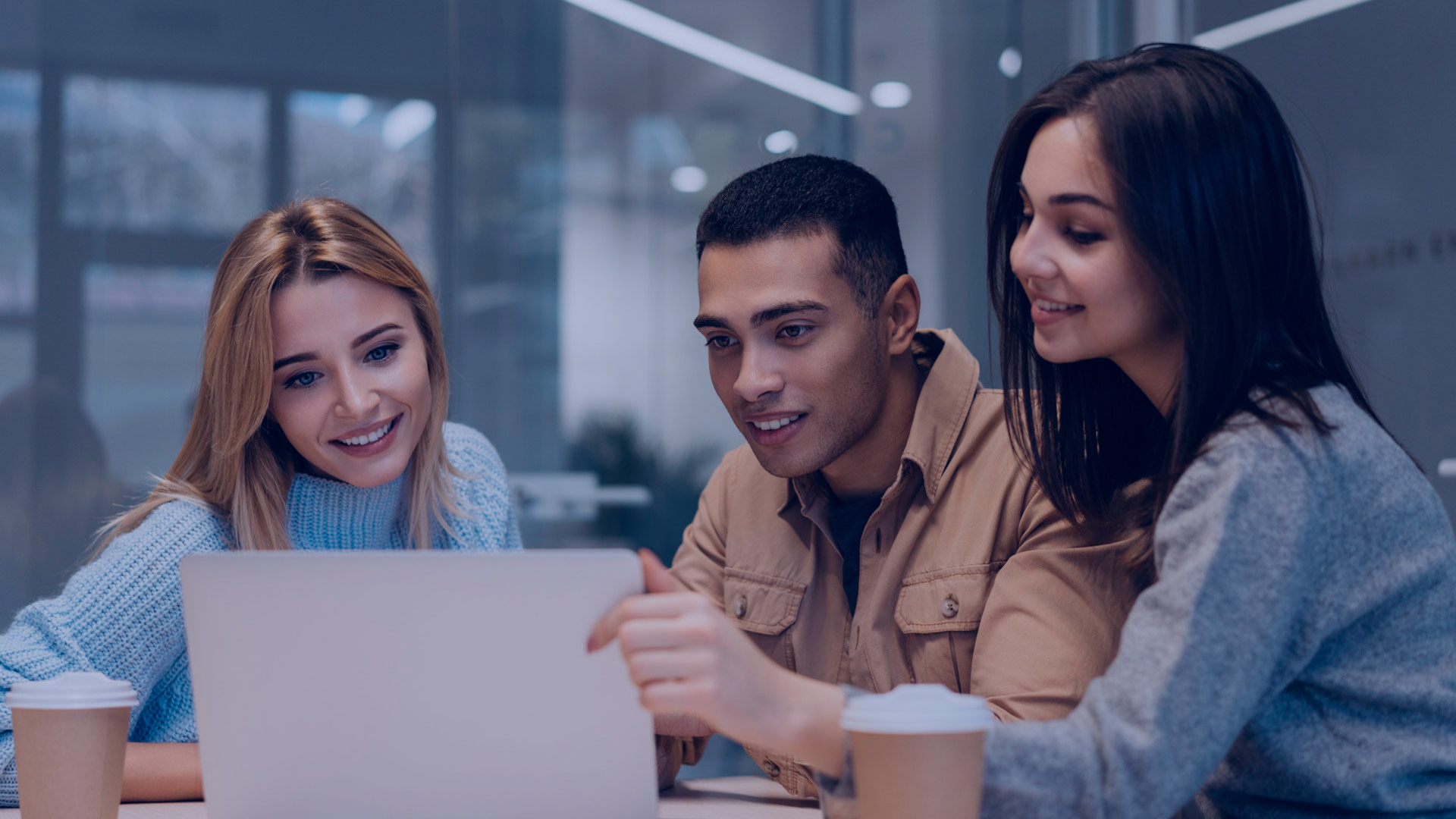 Adquisición de experiencia y atractivas oportunidades de desarrollo
